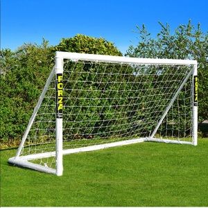Soccer goal